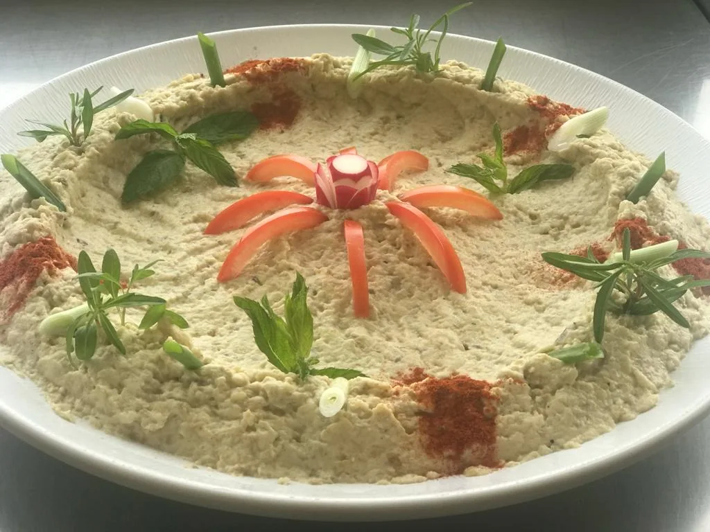 Large Mediterranean hummus platter
